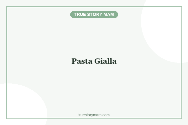 PASTA GIALLA RICOTTA E ZUCCHINE